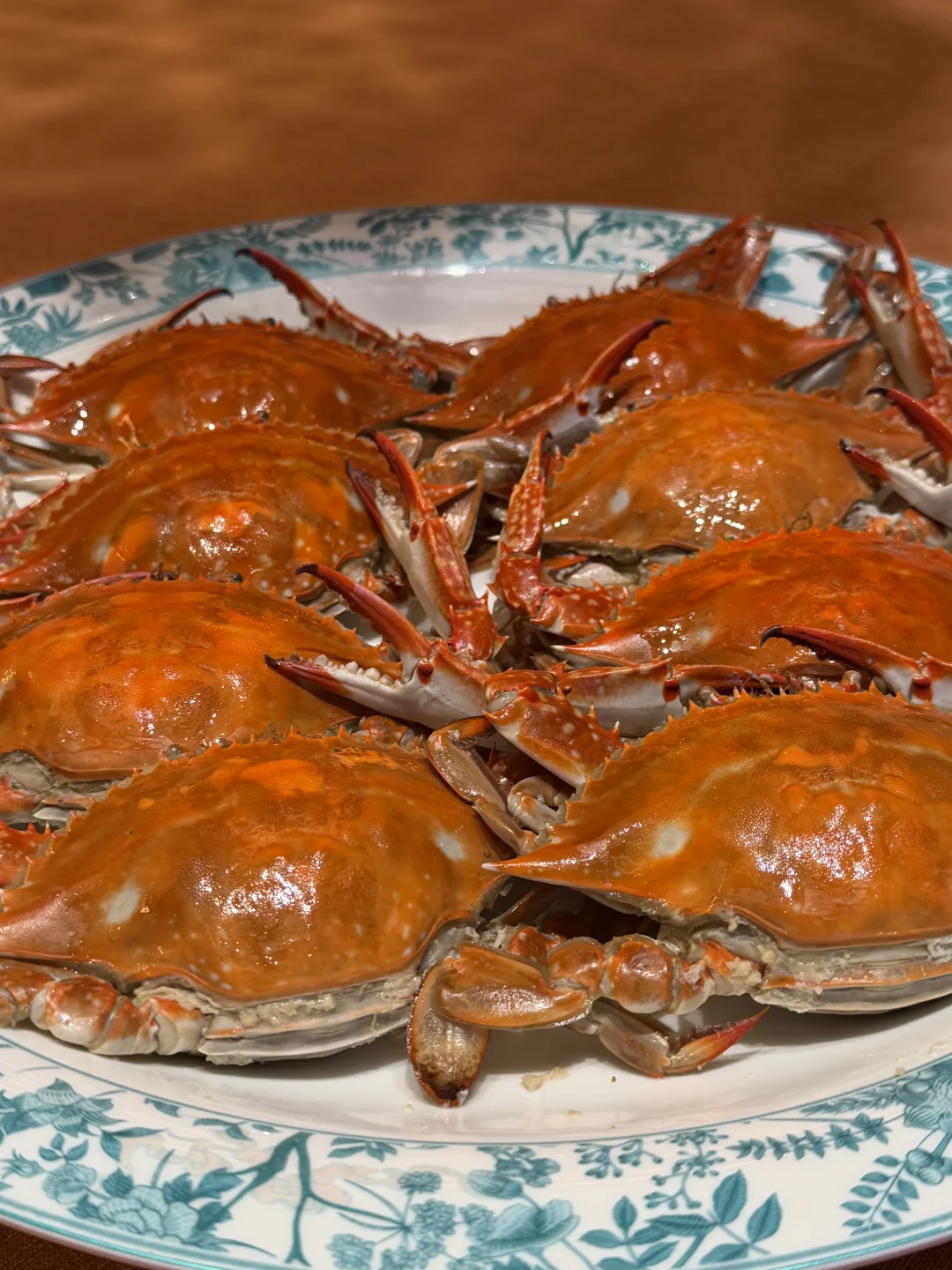 被这盘红膏蟹香迷糊了🦀