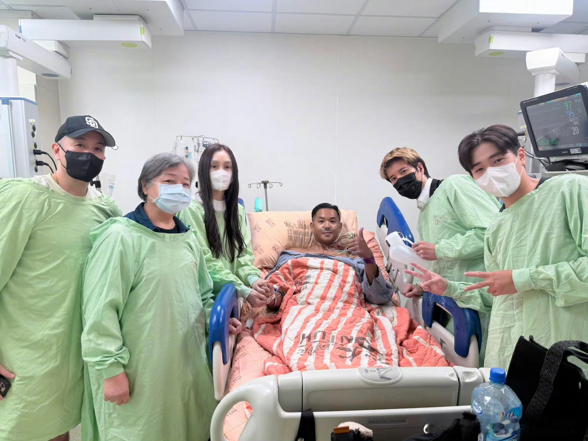 “黑人陈建州”心梗入院，目前康复良好。

給每一位關心我的家人、朋友、球團、球迷，媒體 大家好，我是 Blackie。

這次我真的從鬼門關前走了一遭。今天終於從ICU轉到普通病房，想寫一封信給大家。

那天在球場，我突然覺得胸口很悶、很緊，像有顆大石頭壓著，呼吸喘不過來，背也痛到不行。當下還以為 ​