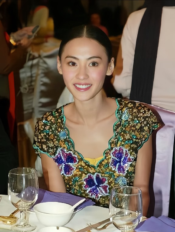 还得是张柏芝驾驭得了死亡大光明