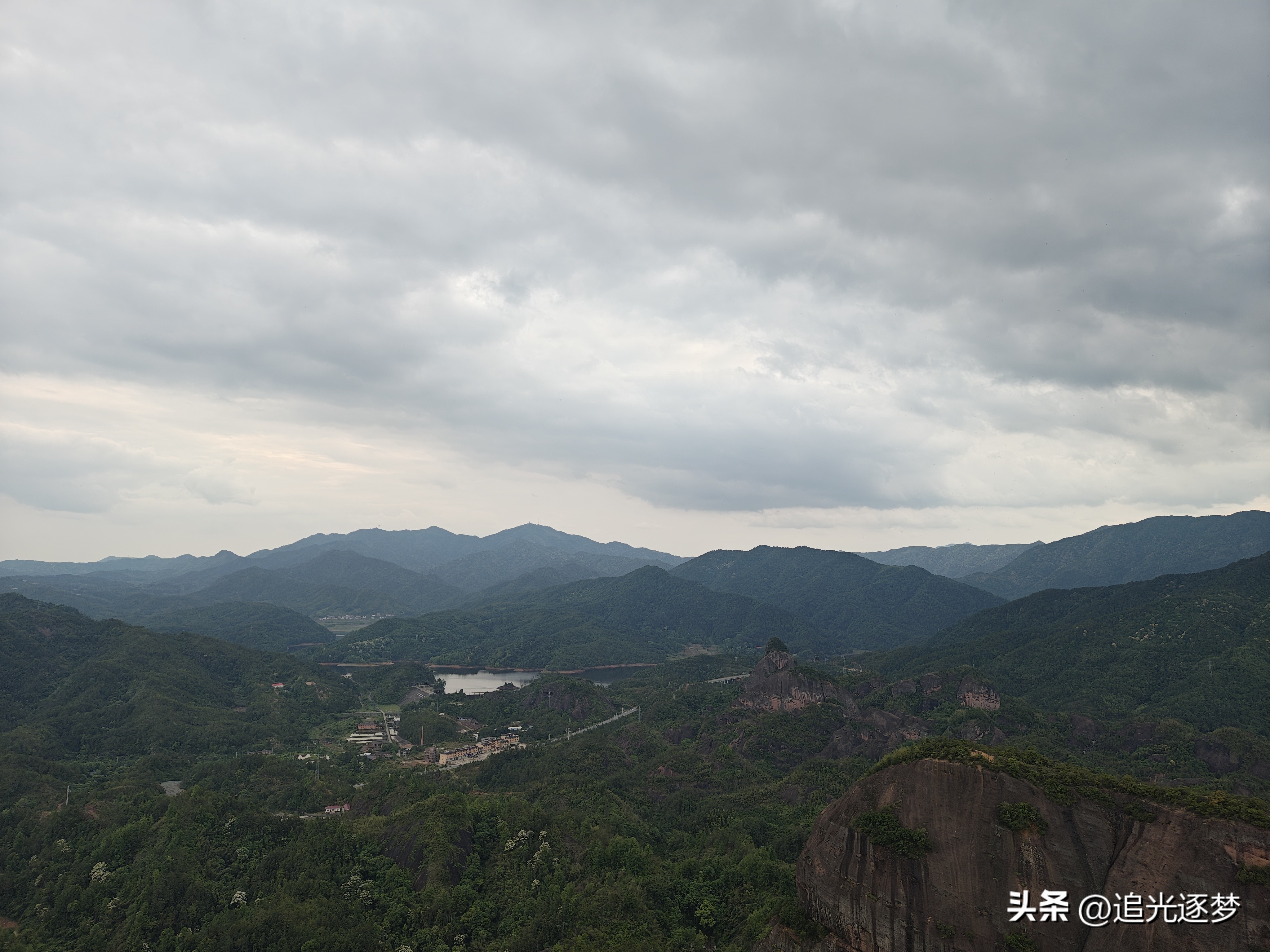 秋日生活打卡季打卡秋日时光，一草一木皆是风景，在凉爽秋风里，遇见所有美好。