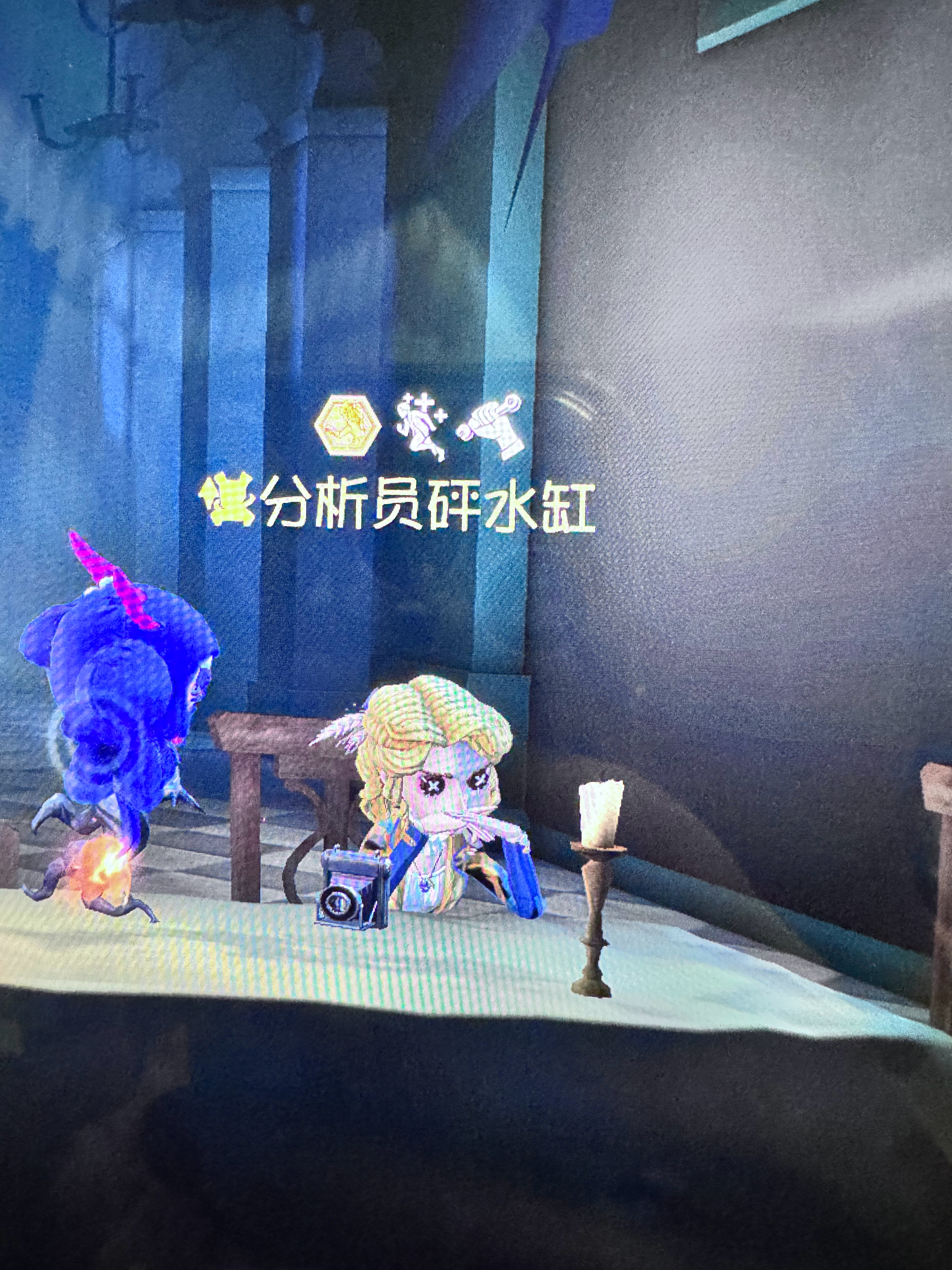 《尘白禁区》x虎牙伯千 联动服务器开放通知亲爱的分析员：
下午好加油！《尘白禁区》计划于2026年6月7日14:00开放游戏服务器，开服后将上线虎牙伯千联动「弹性洗刷」限时特别活动！本次联动不仅有会气女装卫衣福利，还有弹性老鼠限定套餐、炸薯条、饮料、斯定姆小游戏、青蒜彩笔等主题彩蛋内容登场。
 ​