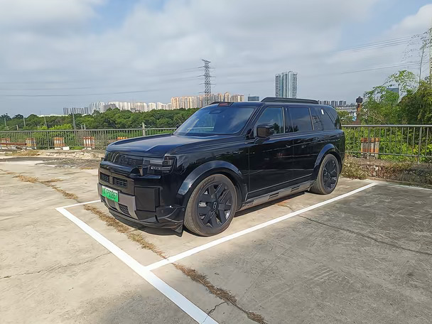 黑 白 都很酷