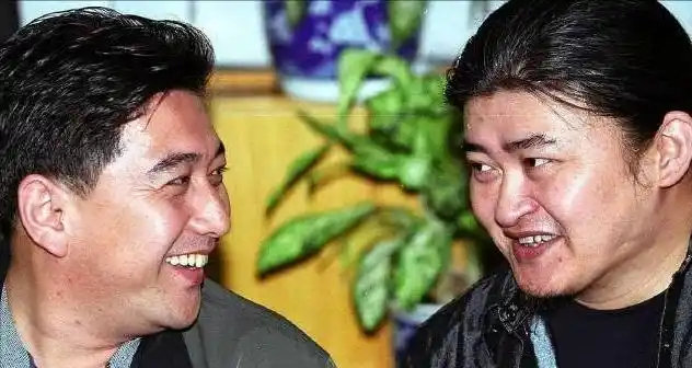 刘欢走了不到24小时，半个文艺圈的反应把人情冷暖照得透亮，圈内口碑和私生活细节全被翻出来了 ​