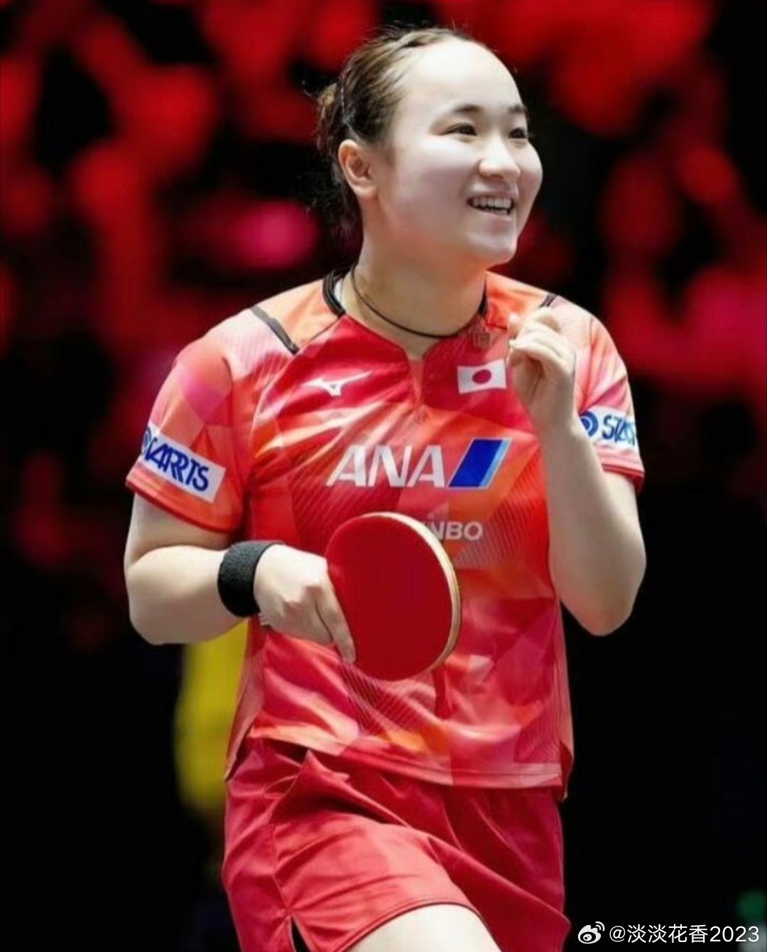 #伊藤美诚不在日乒新国家队名单#日本乒协10月15日公布2026年度后期国家队名单，伊藤美诚没有在国家队名单，这是她近12年来首次无缘国家队序列。 目前伊藤美诚主页标注为私人账号。 ​