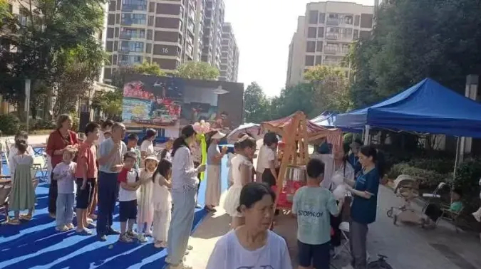 柳州临江小苑黑物业，划业主车删视频监控案，曾为广西自治区公安厅“扫黑除恶”督办案，柳州市公安局柳北分局曾成立专案组，负责人为王HL警官，案件最后不了了之。破个小案很难吗？ ​