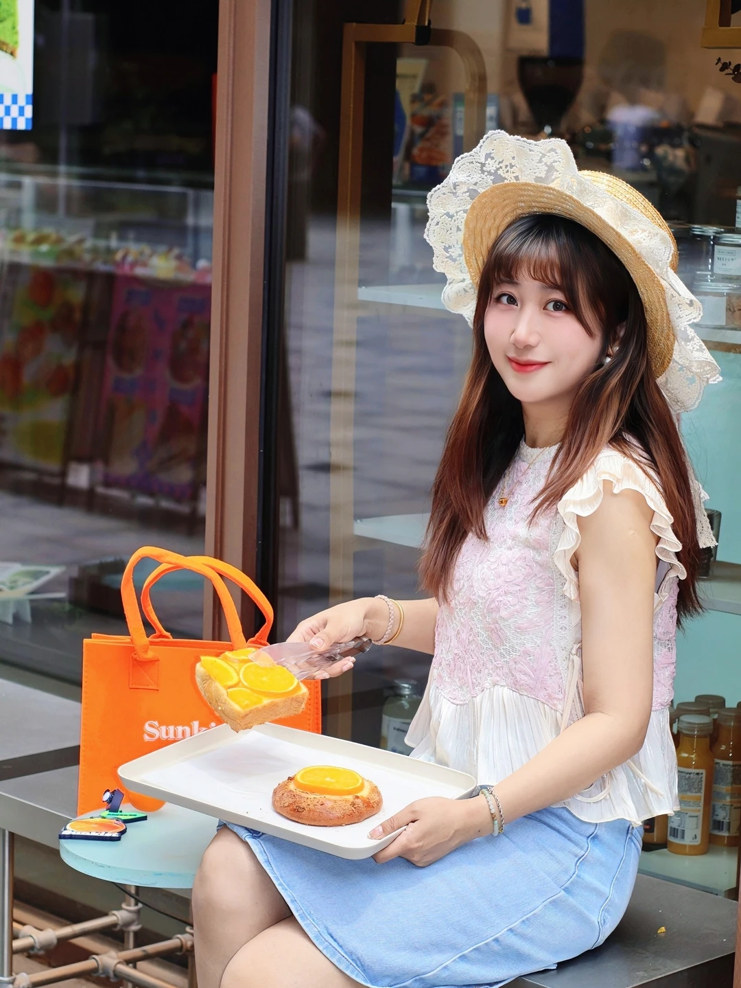 呜嘟呜嘟～装满盛夏的香橙面包来咯🍊