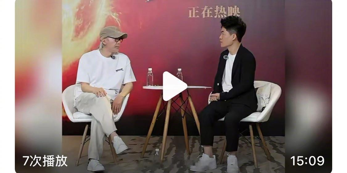 “看了五百遍。” 这的确不可能，违背基本常识。 你可以说这个人满嘴跑火...