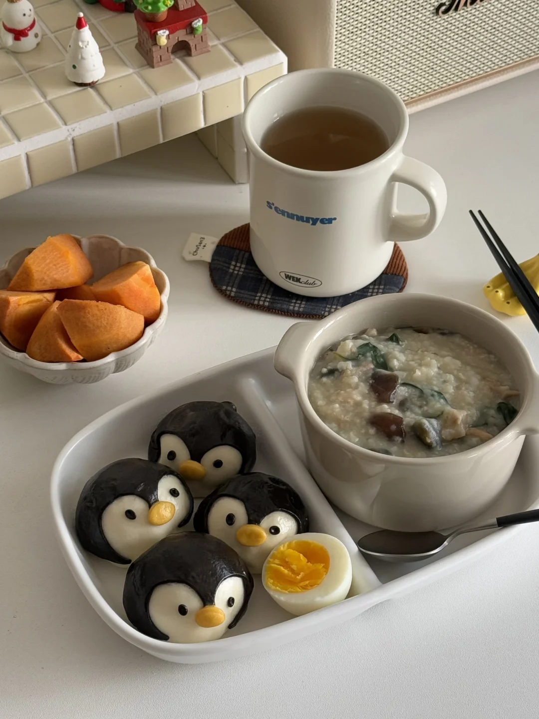 今日中式早餐｜皮蛋瘦肉粥&🐧虾仁包🥢