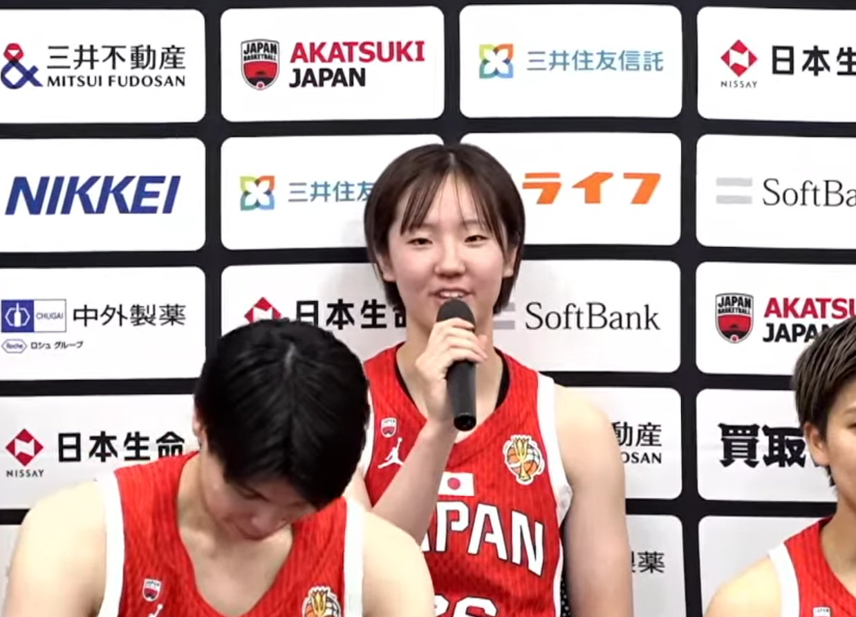 日本女篮世界杯12人选出
3号位后藤音羽替代平下爱佳，2号位林咲希替代薮未奈海
 ■控卫
 町田瑠唯：162cm，富士通红浪
 山本麻衣：163cm，拉斯维加斯王牌
 田中心：173cm，ENEOS向日葵
 
■分卫
今野纪花：179cm，电装鸢尾花
林咲希：173cm，富士通红浪
東藤奈奈子：175cm，丰田纺织阳光兔
 
■小前
后 ​