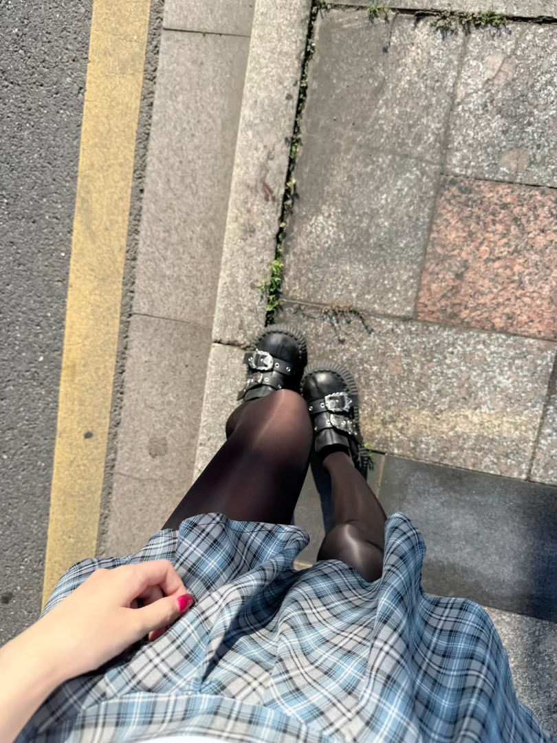 这种天气还能穿马油出门的还有谁 ​​​