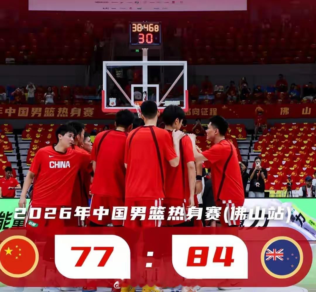 中国男篮两连败，赛后各项最佳最差出炉，焦泊乔赵继伟上榜  热身收官战...