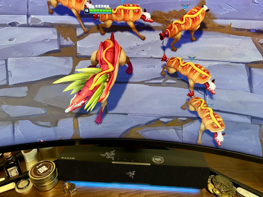 热狗🌭纳亚菲利！这皮肤直接让我想起了赛百味的热狗，这个酸黄瓜片太出戏了…