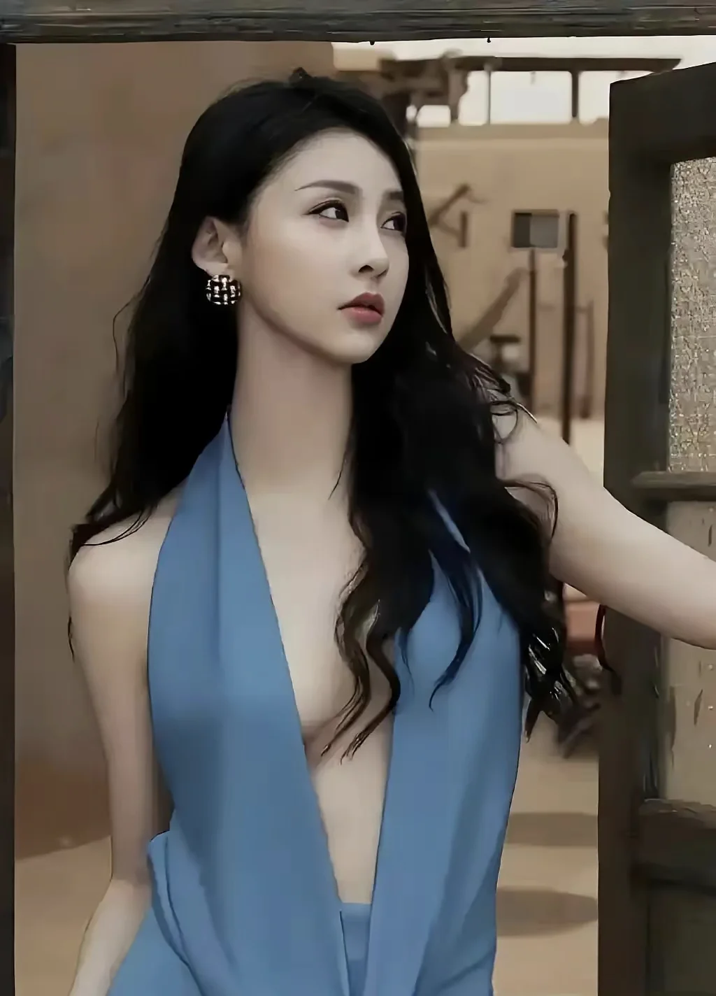 贾青
