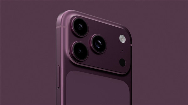 #曝iPhone18ProMax独占重磅功能##曝iPhone18ProMax独占可变光圈# 爆料称iPhone18 Pro Max或将独占可变光圈，两款机型电池、影像差距拉大，预计9月发布！ ​