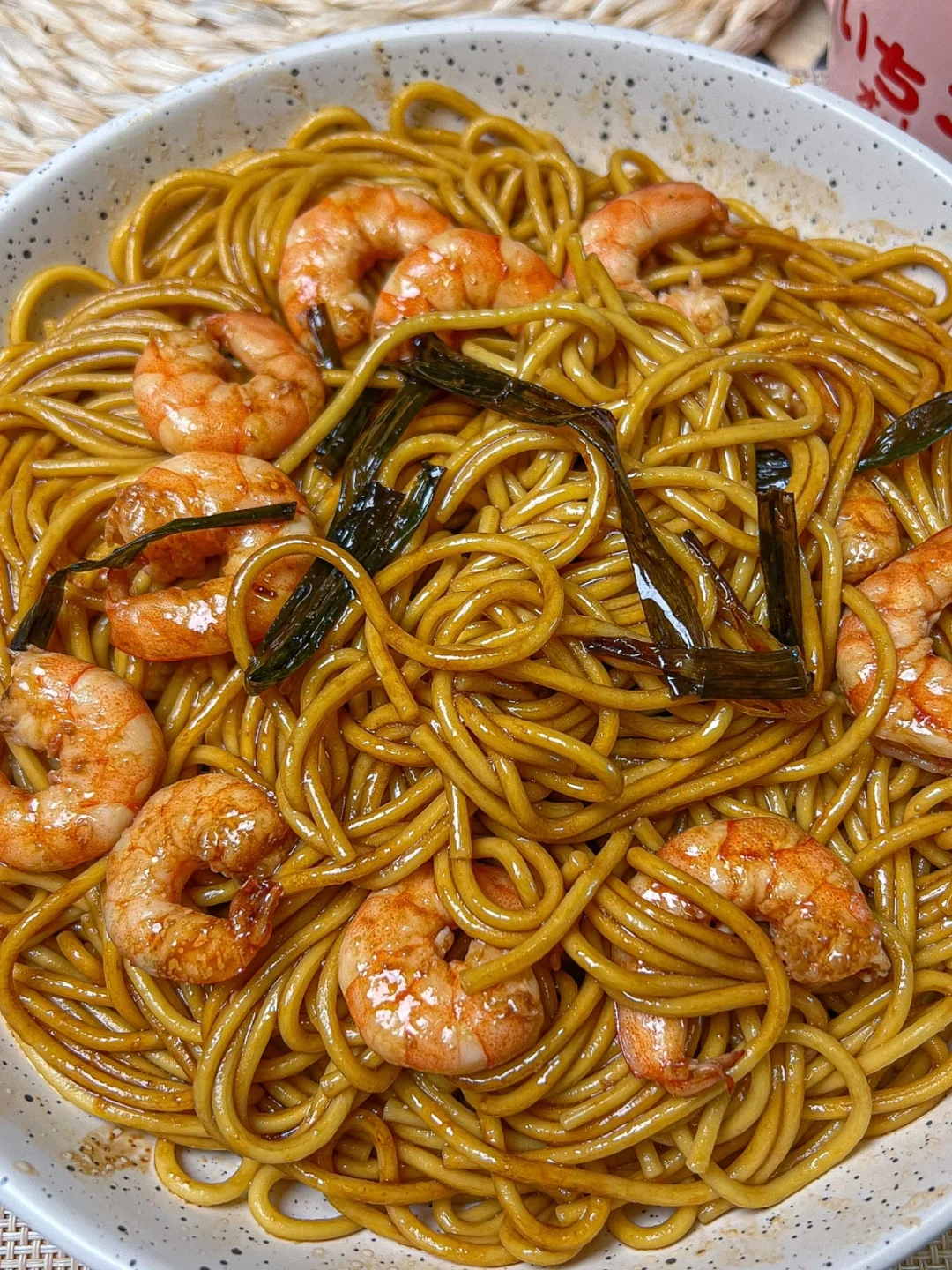 我滴天！被全家人夸爆的虾仁葱油拌面！