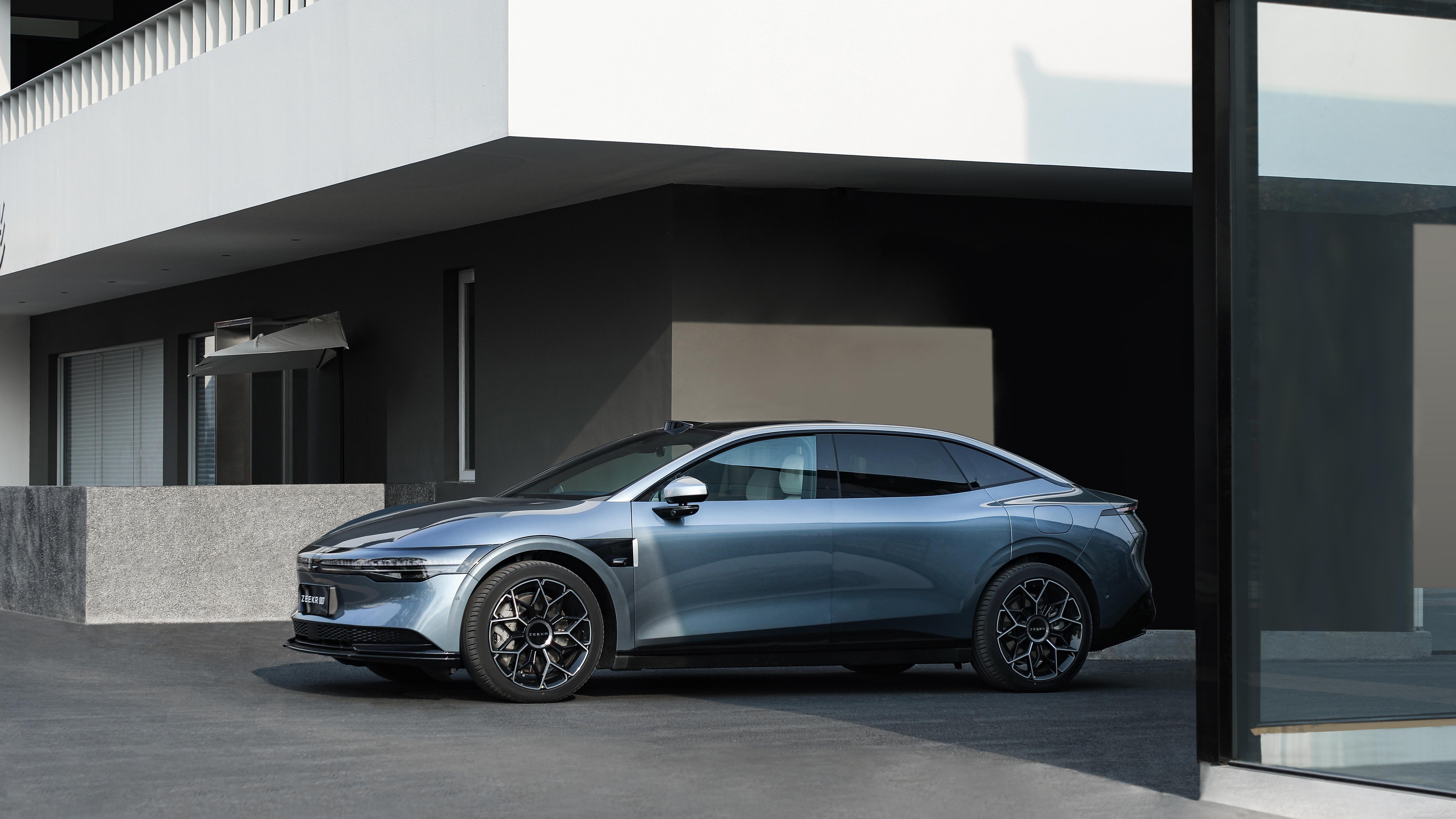 新一代 SU7 正式官宣，起售价 22.99 万，相比老款上调 2 万...