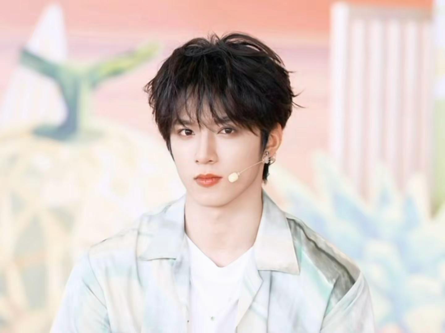 今日份卷毛小狗～