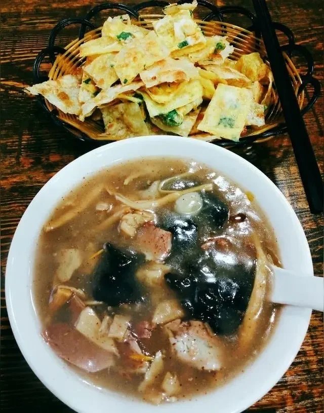 无效社交这件事我想评价一下，这两年我是越来越不爱进行这件事了…
	
不是清高，也