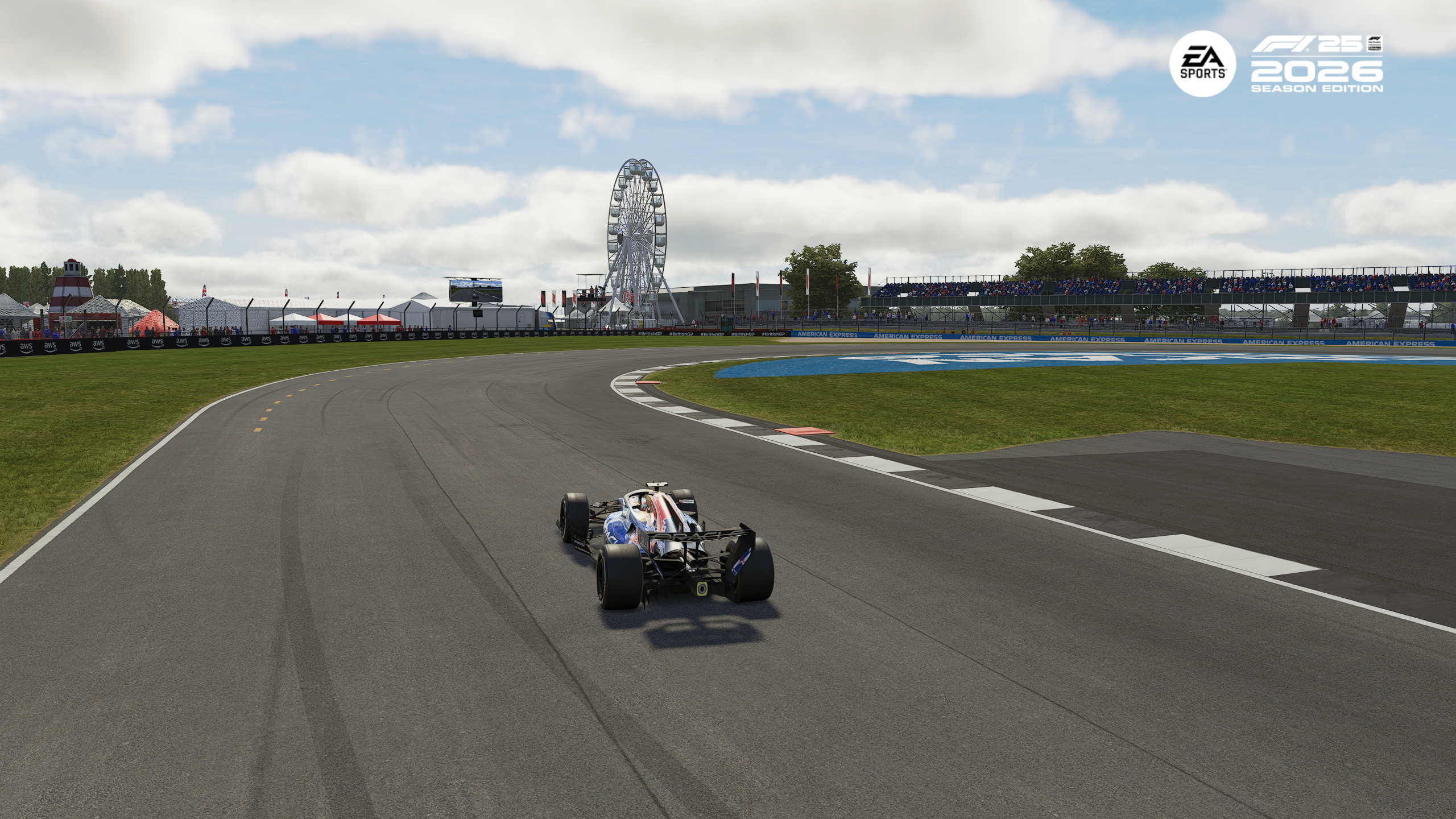 银石冲刺赛，第三名！最佳车手，维斯塔潘。不错的开局，接下来正赛争取第一。非常刺激的赛车体验，风驰电挚，所向披靡。
这就是世界上速度最快的F1赛车，极限前进，勇往直前！ ​