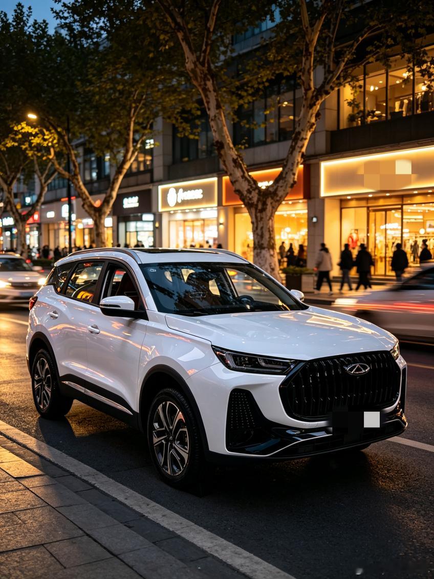 全新瑞虎7过了中秋和国庆，我重新看高性价比国产suv
中秋和国庆连在一起，是我用车最密的一段时间。走亲戚、带孩子出去玩、回老家，一台车连着转。高性价比国产suv我挑了很久，最后提的是全新瑞虎7。这大半个月下来，它一次也没掉链子。
它给我的第一感觉是稳。高强度车身搭配6块本特勒热成型钢，跑高 ​