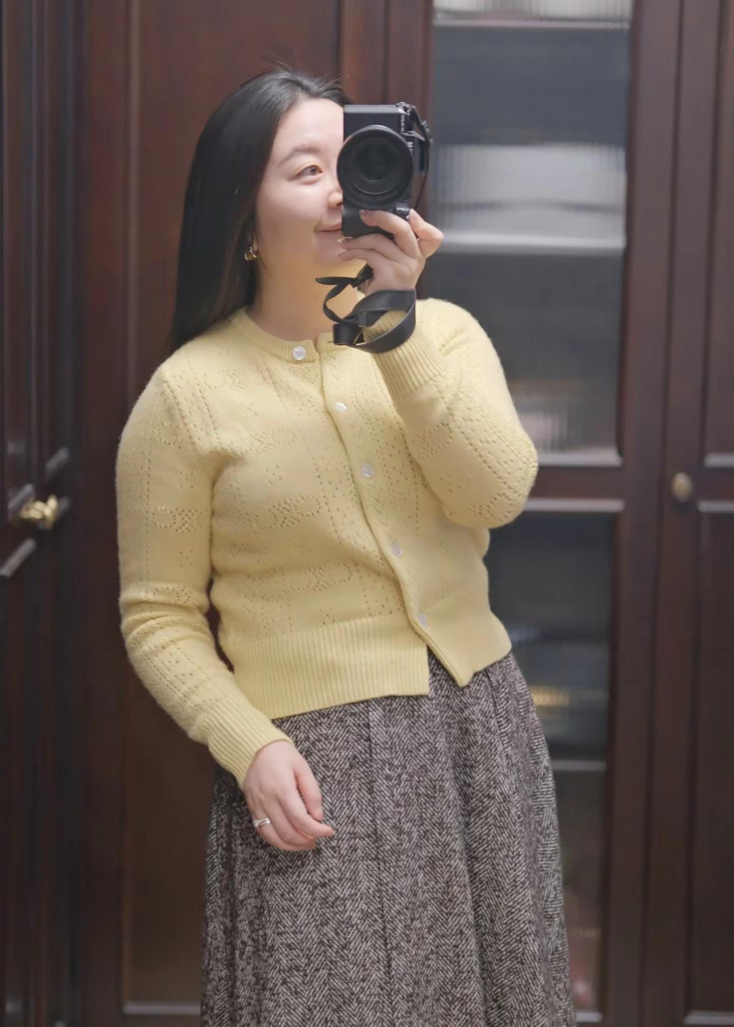 <p>街拍小姐姐穿搭秀 连衣裙时尚穿搭 穿搭穿搭 <!--{img:0...