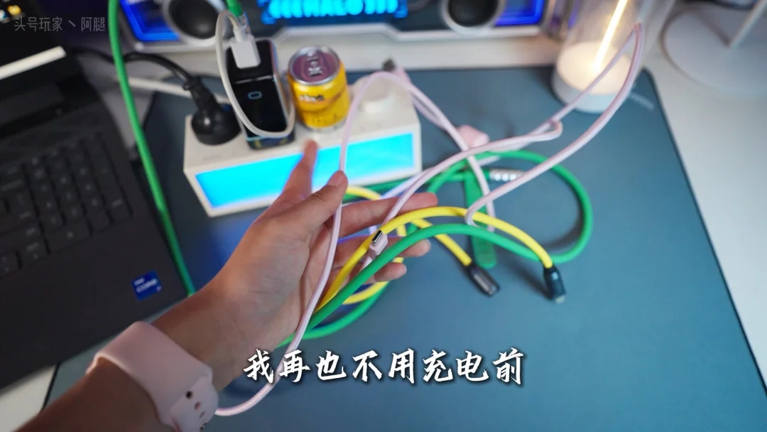 桌面线杂乱？这个神器推荐给你 #理线器 ＃桌
