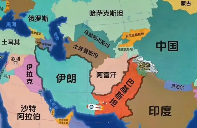 老美不给伊朗总统的飞机加油，所以他们从美国空中回国的路是不是就被堵死了呢？不过，美加边境不设防，坐车或者走到加拿大总还是可以的吧？

美国不给伊朗总统专机加油，卡住的看似是一架飞机，背后却是制裁体系对外交、贸易和交通网络的全面挤压。伊朗并未将自身后路寄托在美国掌控的机场与海峡之上，反倒悄然铺设了连通