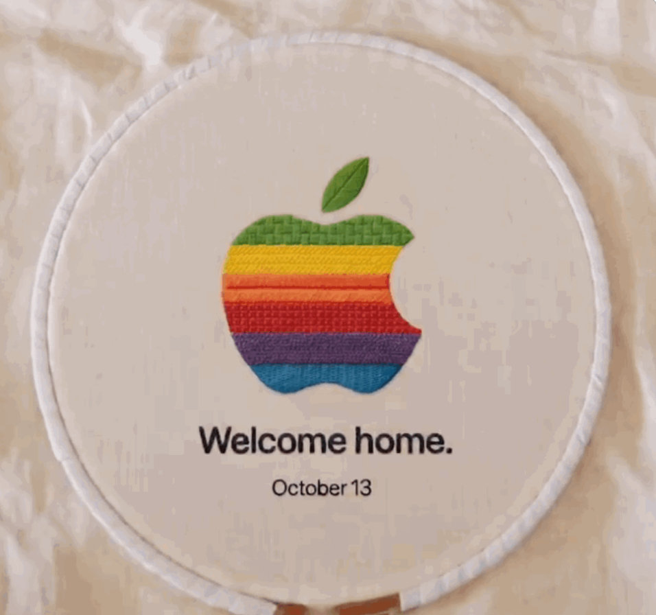 10 月的苹果也好忙，刚刚官宣了 10 月 13 日的发布会，Slogen是「Welcome Home欢迎回家」~暗示的很明显了，爆料说是发布家庭产品，比如HomePod，AppleTV等等，据说还将有全新的触屏中控？[哆啦A梦害怕]

与此同时，刚发布的iPhone18 Pro 系列完全破发，苹果似乎砍单了？#iPhone18Pro卖不动了# ​