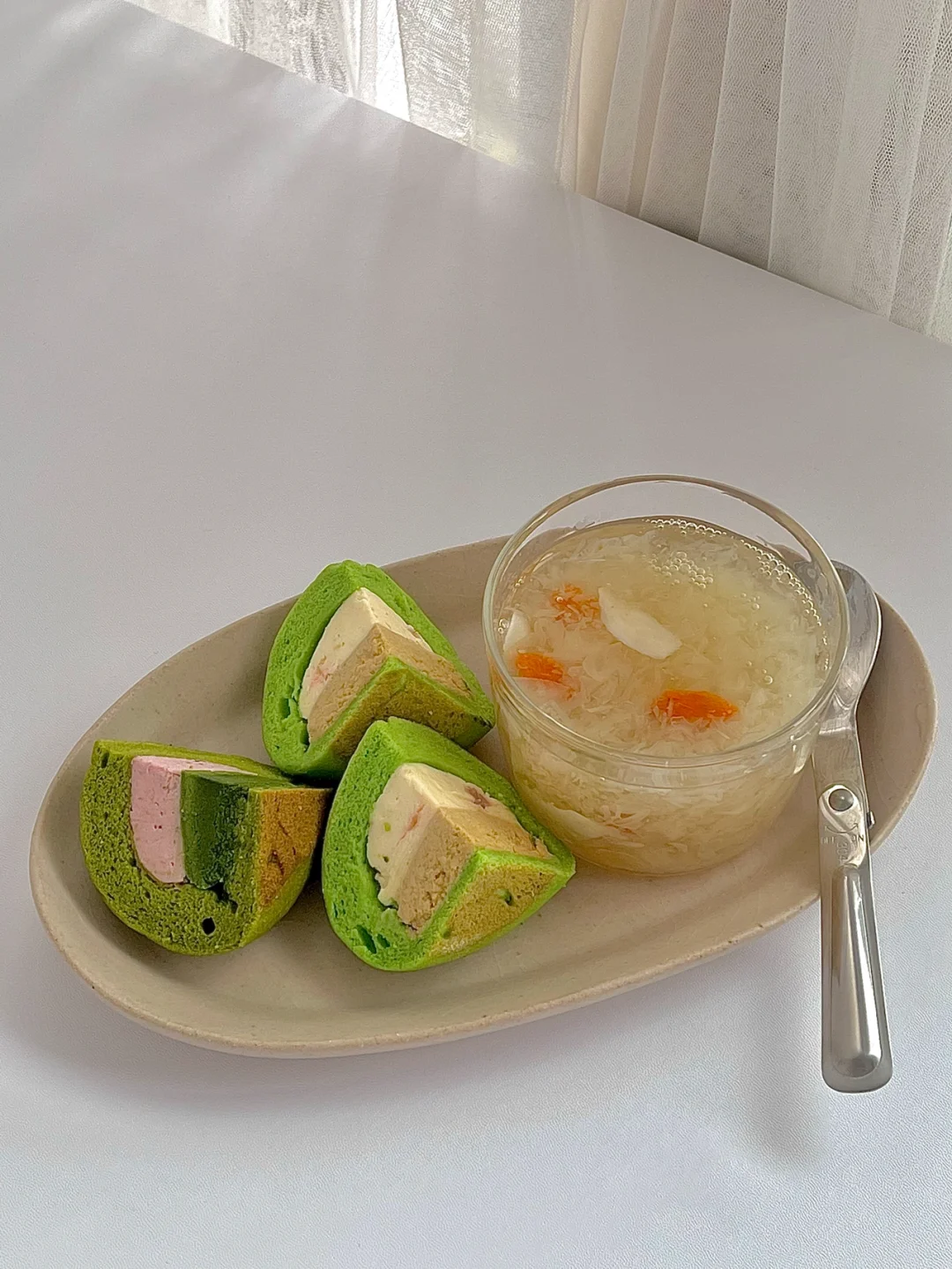 ☀️️休息日不开火早餐｜莲子百合枸杞银耳羹