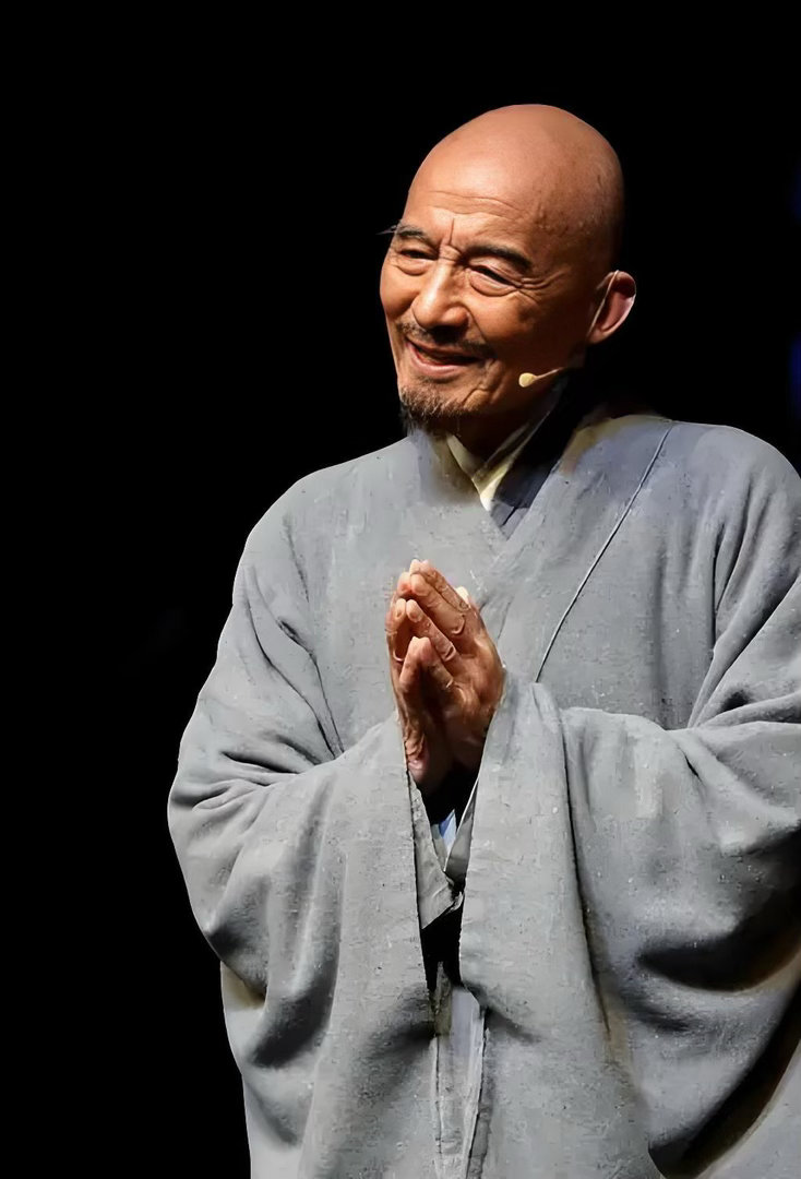 #游本昌去世#游本昌先生8天前刚刚过完九十三岁生日，平静走完一生，留给世间无尽怀念与经典作品 ​