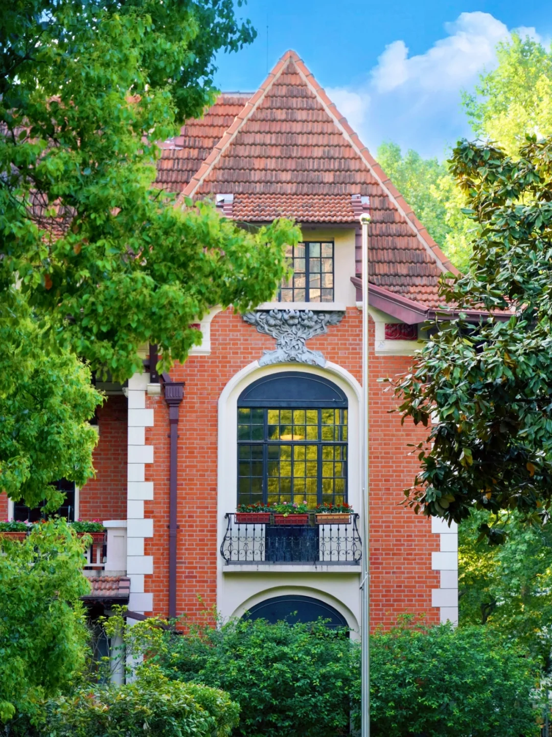 City Walk｜这条路线藏着上海一半的历史！