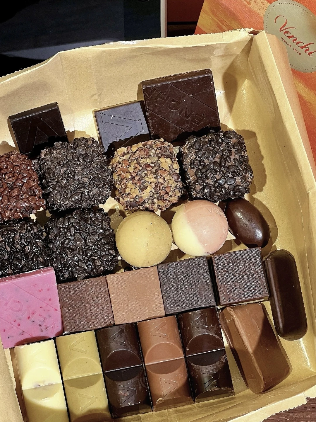 锐评一下网上很火🔥贵价的巧克力！！！