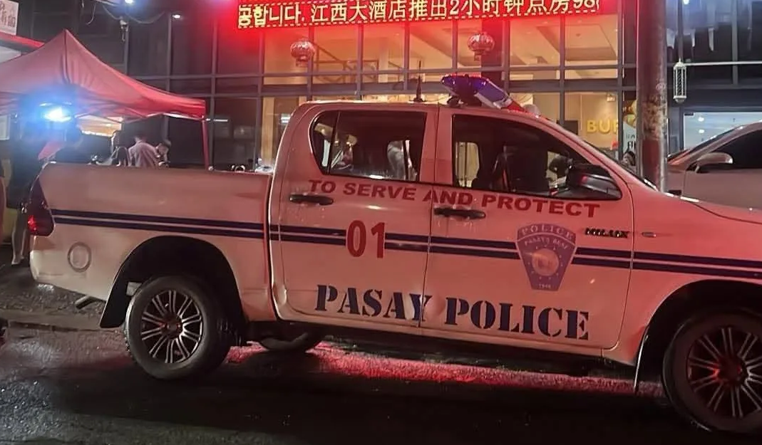 所有同胞小心！中国男子酒店惨死...

在菲华人小心！| 中质问：为何只查中国人？
60万美元赎金也没能换回一条命？马尼拉再传中国男子死亡事件！
60万美金，钱到手！人还是没了！马尼拉江西大酒店中国男子命案炸锅！
刘瀚文、施纯芳相关案件余波未平，菲律宾华人圈又起波澜。
近日，马尼拉又传出一起中国籍男