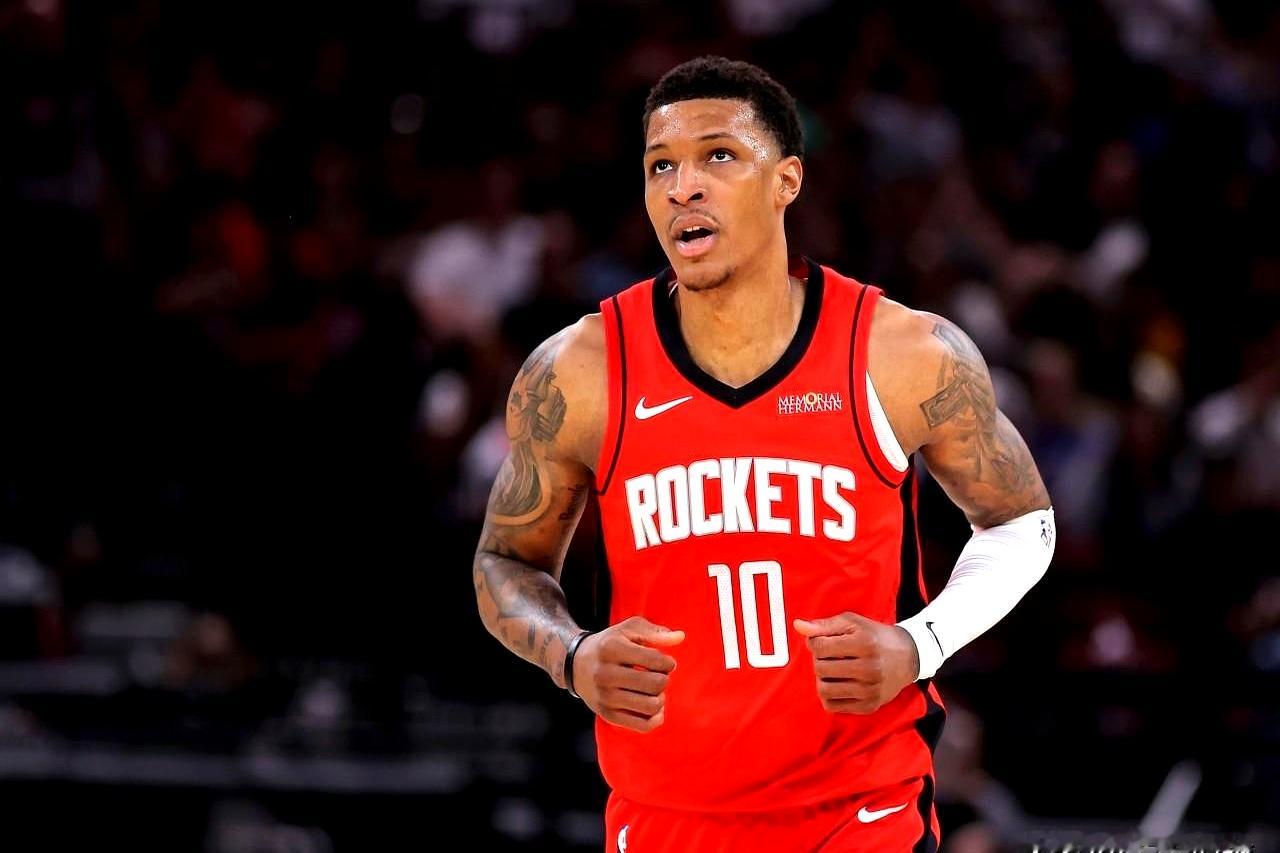 比赛还没看完就知道这比分够揪心——火箭132-136惜败森林狼，而两位...