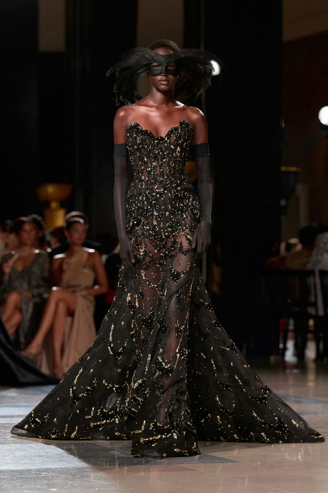 黎巴嫩三大高定2026秋冬高定线下首穿一览
Elie Saab 碧昂丝
Zuhair Murad Jennifer Lopez（全球首穿）
Georges Hobeika 冰女士 ​