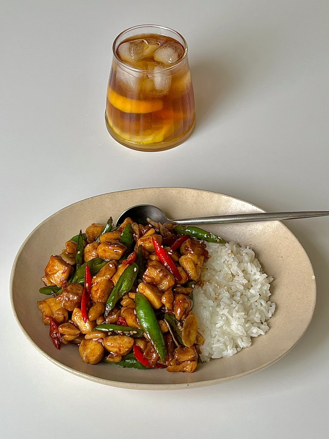 ☀️周末的早午餐｜香辣下饭小炒鸡腿肉盖饭😋