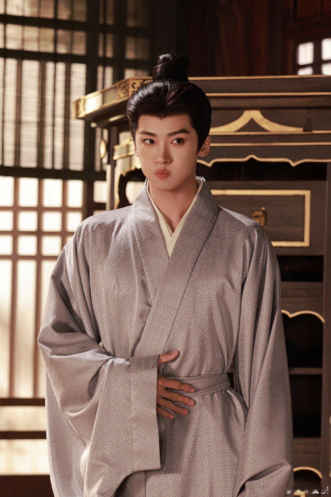 #闫桉嫁金钗# 🧡#闫桉陆濯# 

『从路透盼到定档
   就等闫桉带着陆濯和我们见面了』[哇][哇][哇]

​