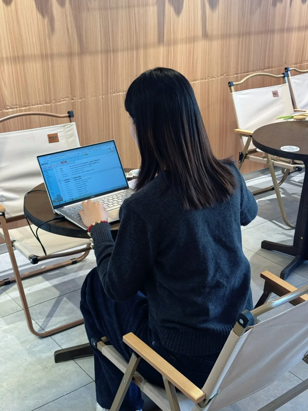 规律作息和远离手机是人生的关键。