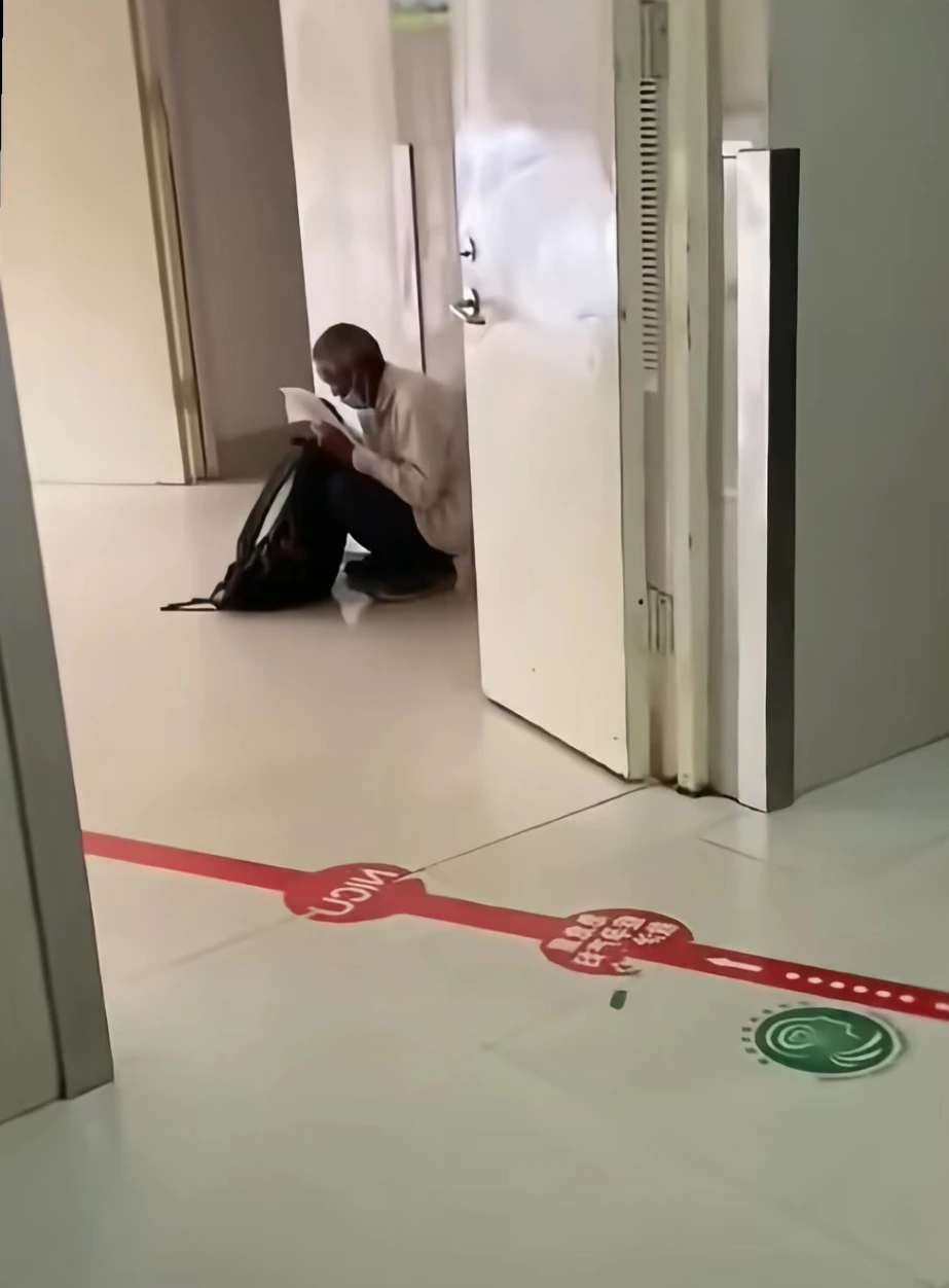 如果有一天你老了，可能也会像他这样！