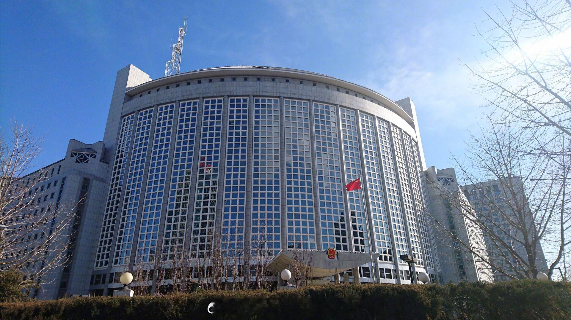 【#中方制裁巴拉圭伯利兹反华政客#】#对巴拉圭通信和技术部长采取反制措施#10月12日，中国外交部网站公布中华人民共和国外交部令第21号和第22号，对巴拉圭通信和技术部长比利亚特和伯利兹外交、外贸、教育、文化、科学和技术部长丰塞卡采取反制措施，自2026年10月12日起施行。

消息称，近年来，巴拉圭 ​