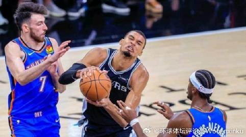 这篇文章很有意思《NBA西部决赛G4 马刺103-82大胜雷霆 系列赛...