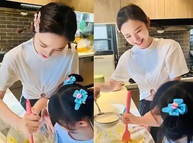唐艺昕4岁女儿第一次登台弹钢琴，张嘴就说小菜一碟，侧脸跟张若昀一模一样，网友笑喷：这自信到底随了谁 ​