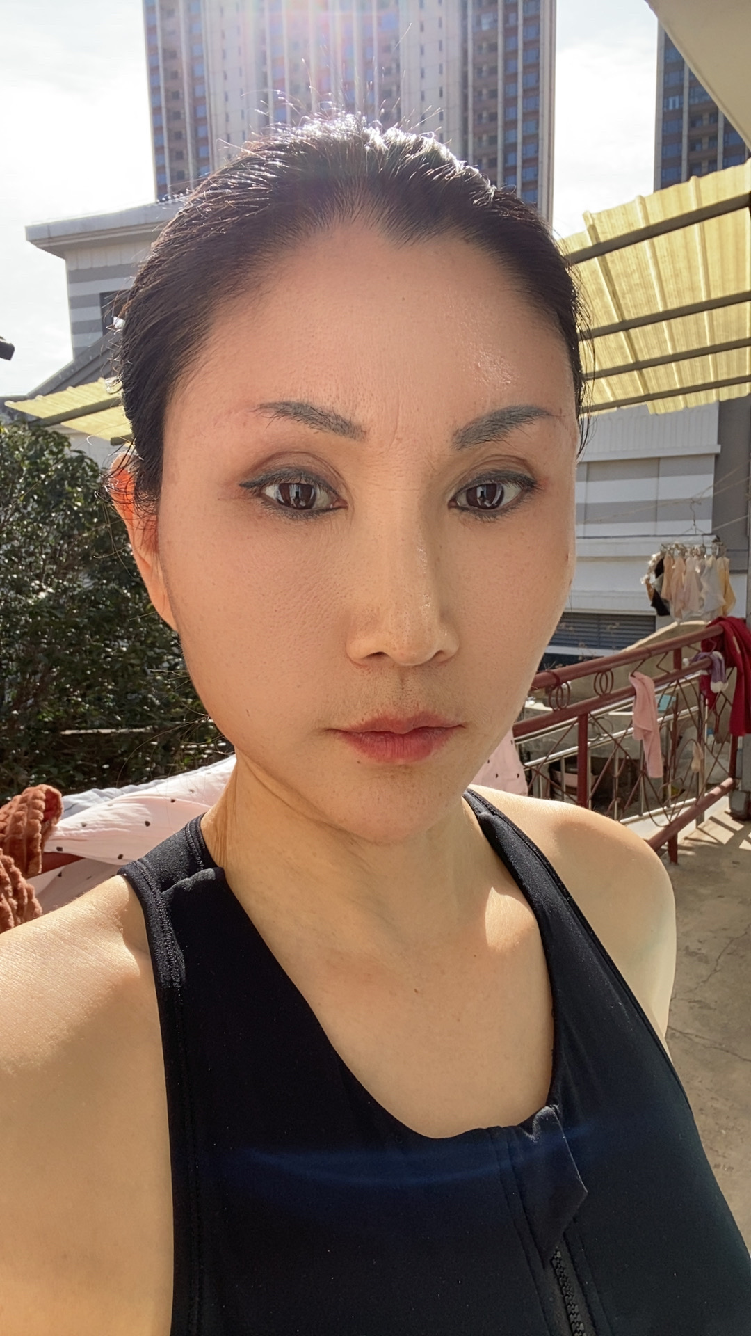 <p>健身小姐姐 真实的样子 <!--{img:0}--></p><i...