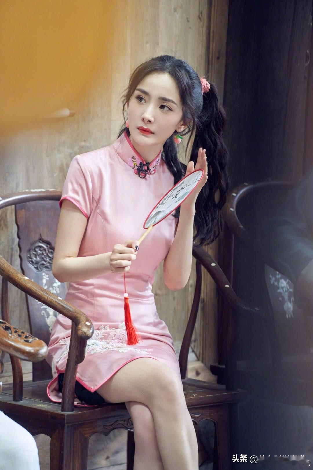 时尚美女，喜欢吗？