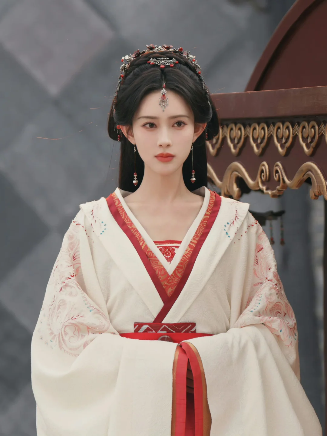 孟子义｜汐和郡主的衣橱（16套）