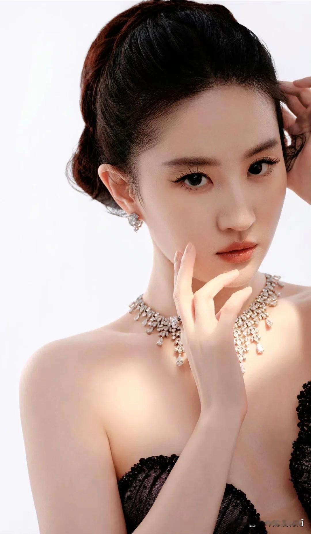 美女明星，刘亦菲，高清美图