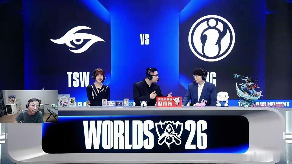 iG在S16瑞士轮击败TSW，很多人只盯着TheShy的奎桑提和Rookie的发条大招，却忽略了决定这一局面的底层参数：极端劣势下组织决策系统的韧性修复。

从开局0-3的被动，到第23分钟那波一拉四的完美团战，这并非简单的运气回暖，而是团队在高压环境下对风险管理与预期管理的系统性校准。当“可能输掉比赛” ​
