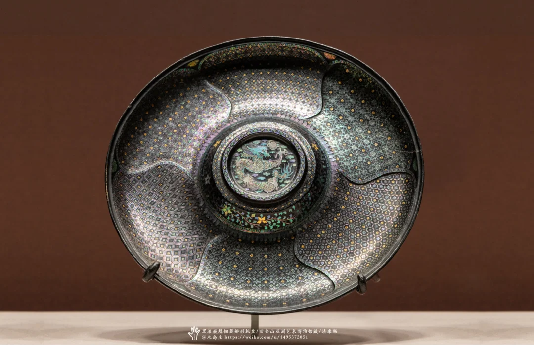 黑漆嵌螺钿托盘，美到词穷