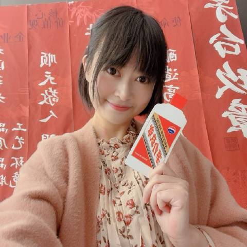 只只是个小朋友