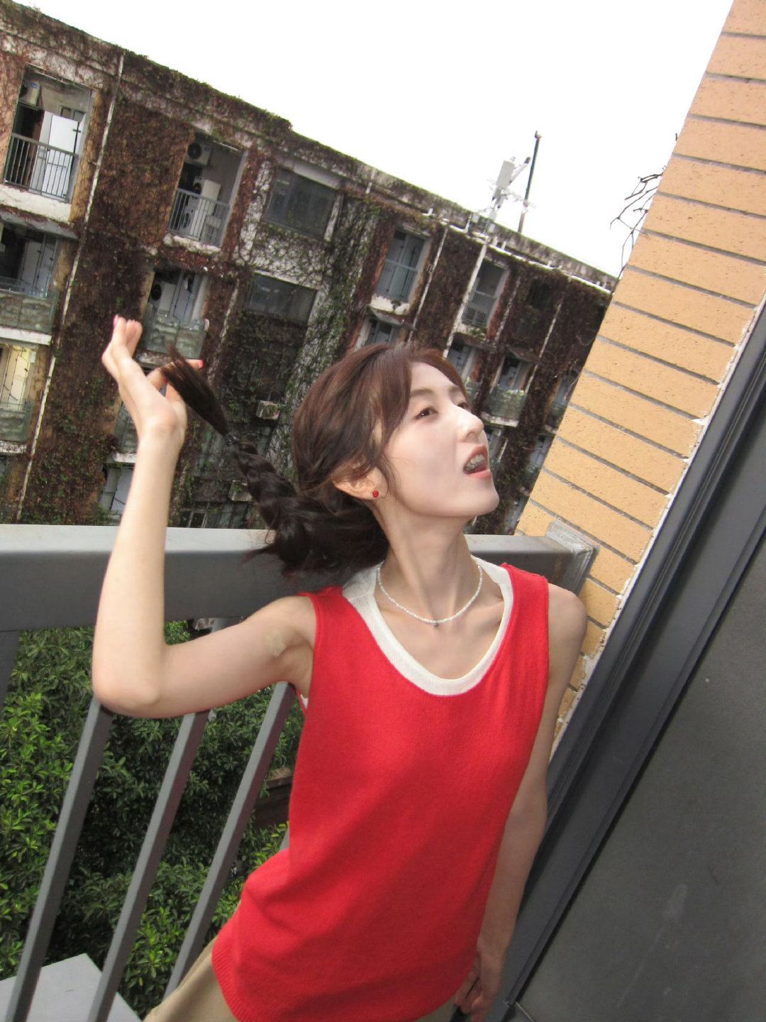 #张子枫[超话]# 呀子枫中秋快乐 ​